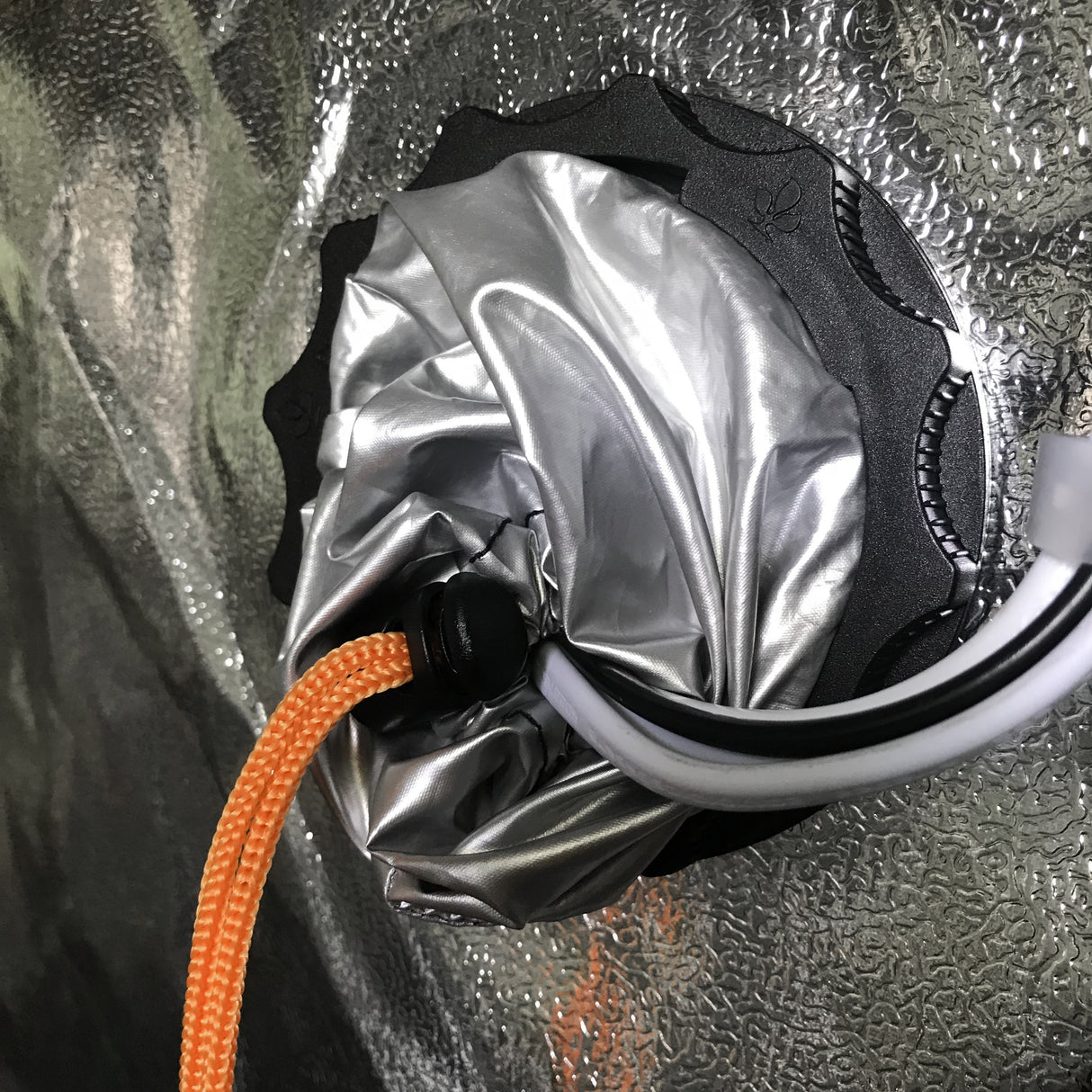 Secret Jardin - Flange pour passage de câbles