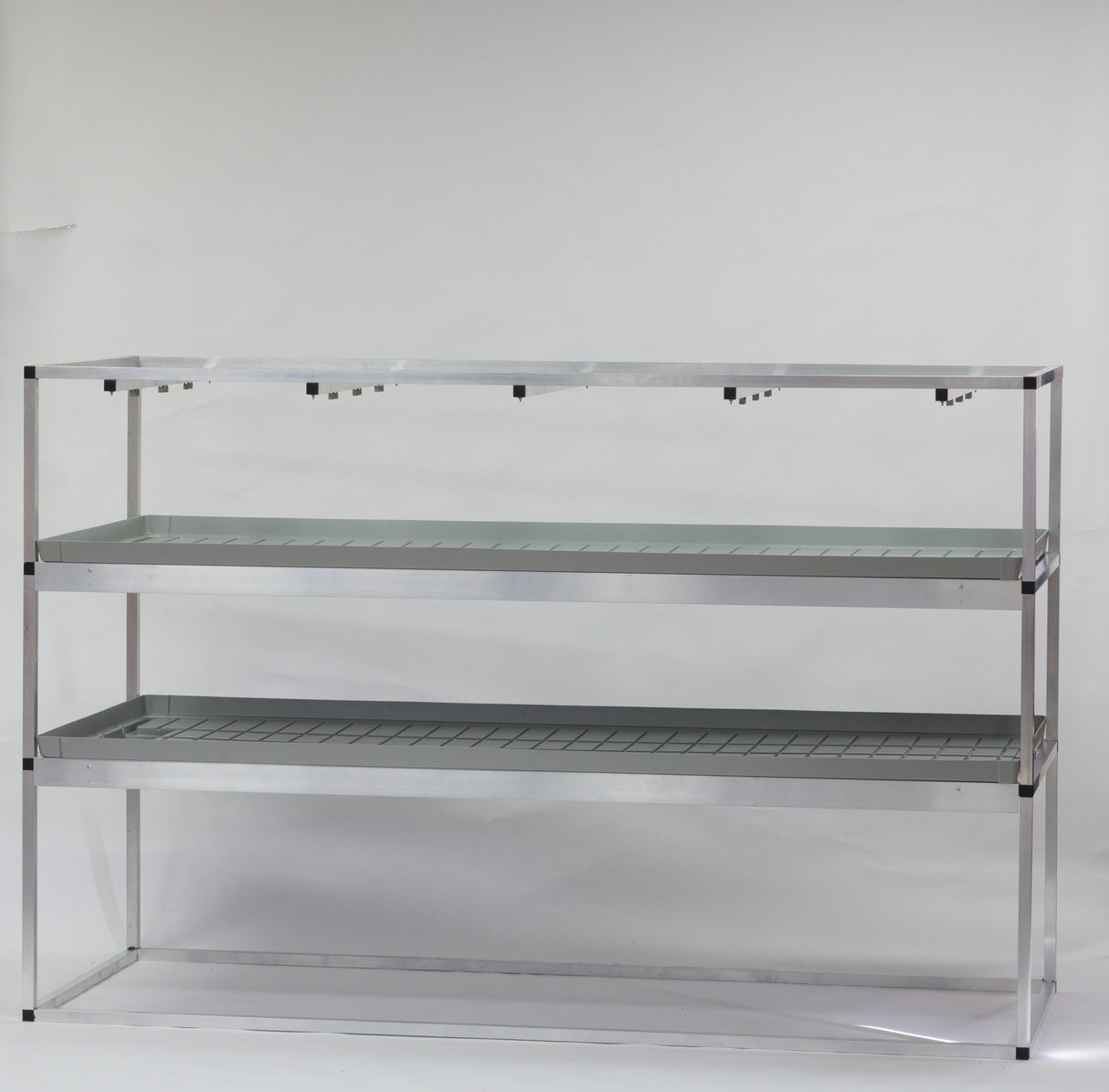 Etagere de culture 2mx0,63m Hauteur 1.36m